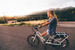 Lire la suite à propos de l’article Préservez l’environnement en vous mettant au vélo